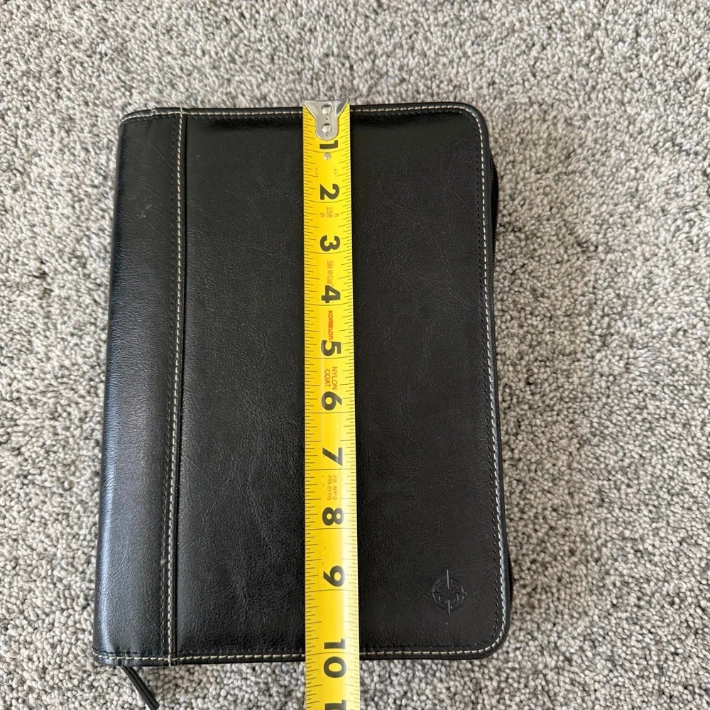 Franklin Covey Black Zip Around Leather 7 Ring Compact Planner 5.5 X 8.5 Inches - Picture 11 of 14